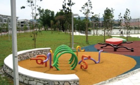 พื้นยางสำหรับสนามเด็กเล่น